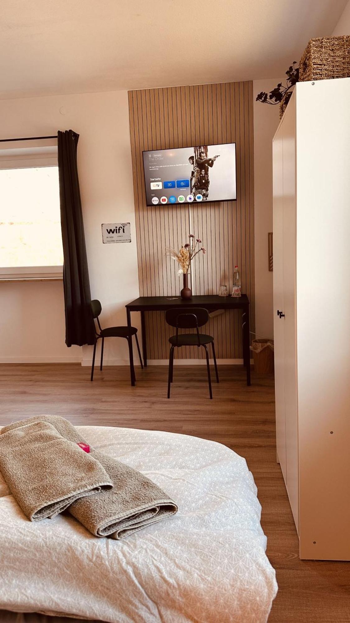 Apartment Mit Netflix - Parken - Kueche - Bad Weiden in der Oberpfalz Exterior foto